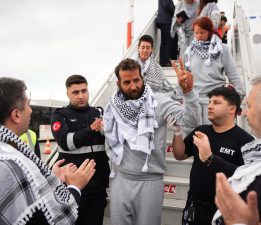 Küresel Sumud Filosu aktivistlerini taşıyan uçaklar İstanbul’a gitti