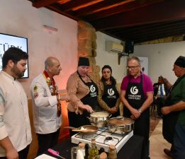 Lefkoşa’da yabancı öğrencilere yönelik “Türk Mutfağı Yemek Atölyesi” düzenlendi