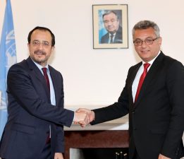 Liderler görüşmesi başladı