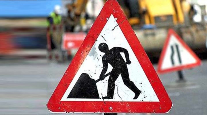 Mehmetçik’te yol bakım çalışması… Ulaşım Pamuklu-Mehmetçik Dörtyol Kavşağı üzerinden sağlanıyor