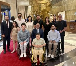 Ortopedik Özürlüler Derneği dayanışma balosu düzenledi