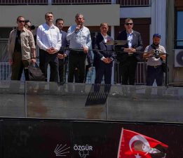 Özgür Özel’den Kılıçdaroğlu’na çağrı: “2 milyon CHP’li genel başkanı seçsin”