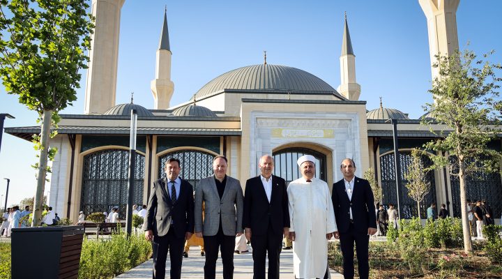 Öztürkler: “Bayramlar birlik ve beraberliğimizi güçlendiren en önemli değerlerimizdir”