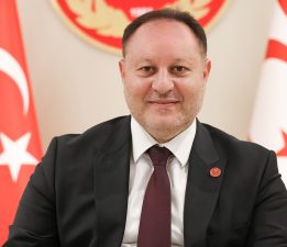 Öztürkler, “Bayramlar paylaşma kültürünün gelecek nesillere aktarıldığı en kıymetli zamanlardır”