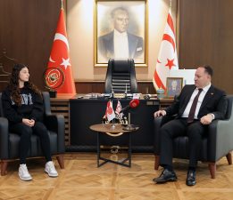 Öztürkler: “Fırsat verildiğinde gençlerimiz kendini gösteriyor”