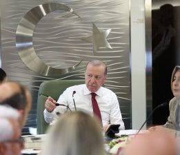 TC Cumhurbaşkanı Erdoğan: “Türk dünyası da üzerine düşeni yaparak, Kıbrıs Türk halkını bağrına basıyor”