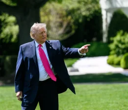 Trump: “İran’la yüz yüze müzakerelere dönmek için henüz çok erken”
