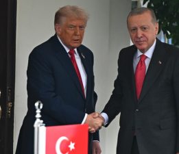 Türkiye Cumhurbaşkanı Erdoğan, ABD Başkanı Trump ile telefonda görüştü