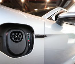 Türkiye’de yılın ilk dört ayında elektrikli ve hibrit otomobil satışları 150 bin sınırına yaklaştı