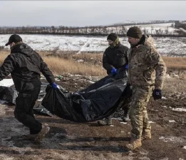 Ukrayna ve Rusya arasında savaşta ölen askerlerin cenaze değişimi yapıldı