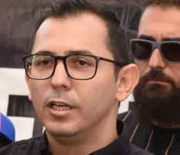 Üredi: “Özgür basının yanındayız”