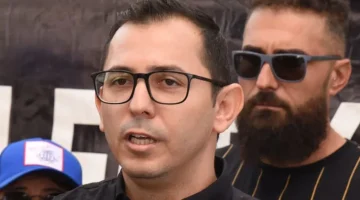 Üredi: “Özgür basının yanındayız”
