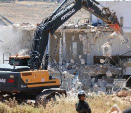 Üst düzey 446 eski AB yetkilisinden İsrail’in ilhakına karşı harekete geçme çağrısı