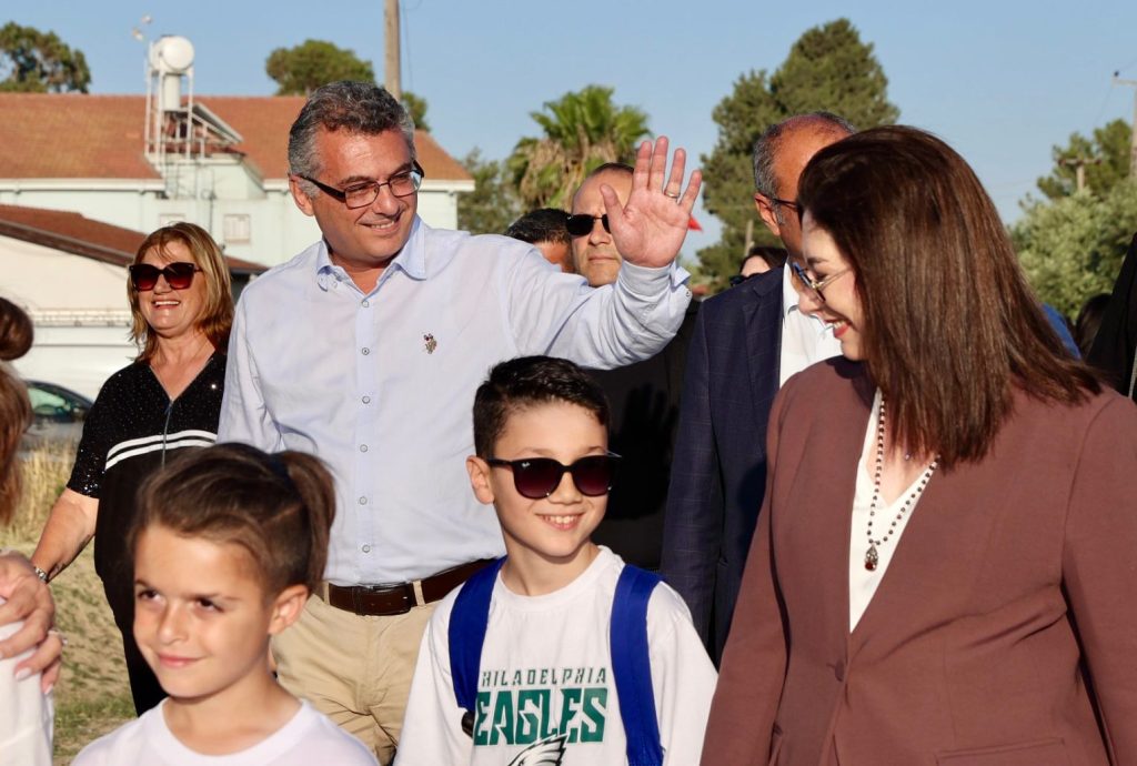 Erhürman, Cihangir'deki çocuk şenliğine katıldı