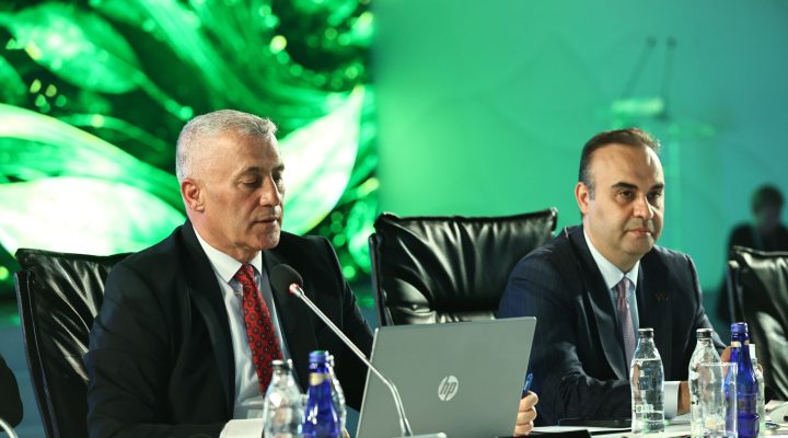 Amcaoğlu: Türkiye ile et ve tırnak misali çalışmalarımıza devam edeceğiz”