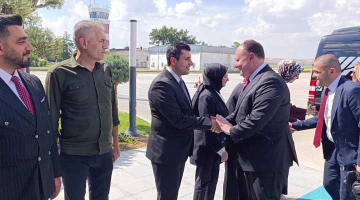 Cumhuriyet Meclisi Başkanı Öztürkler Malatya’ya gitti