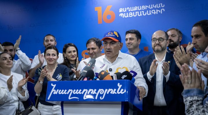 Ermenistan seçimlerinde oy sayımı sürüyor, Paşinyan “seçimi kazandıklarını” ilan etti