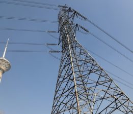 İran’da, ABD-İsrail saldırılarında elektrik santrallerinin yaklaşık yüzde 7’sinin zarar gördüğü açıklandı