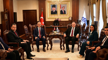 Öztürkler, bugün Malatya’da “Geçmişten Geleceğe Kıbrıs Sorunu ve Milli Davamız” konulu konferans verecek
