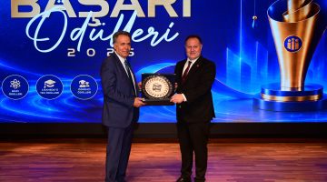 Öztürkler: “Üniversiteler, toplumun geleceğini şekillendiren merkezlerdir”