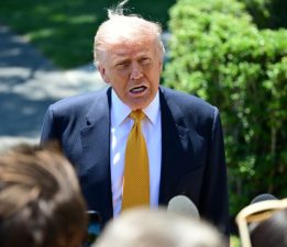 Trump, İran’ın “güçlü ve gururlu olduğu” için ülkesiyle anlaşmayı kabul etmediğini belirtti