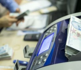 TÜİK: Ekonomi yılın ilk çeyreğinde yüzde 2,5 büyüdü